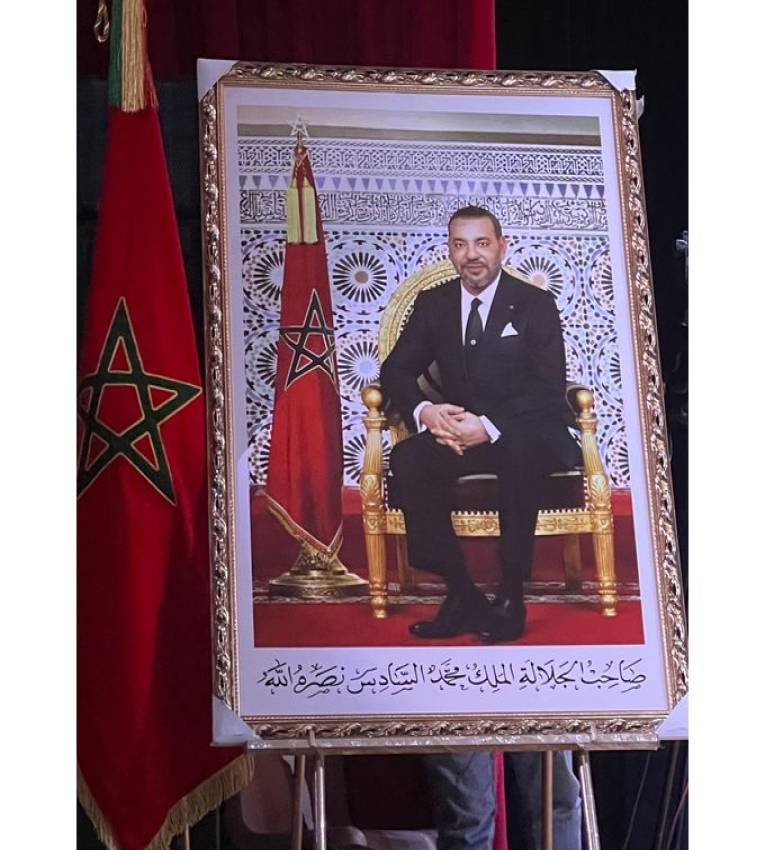 Portrait de sa Majesté le Roi Mohamed VI (100X70) cm