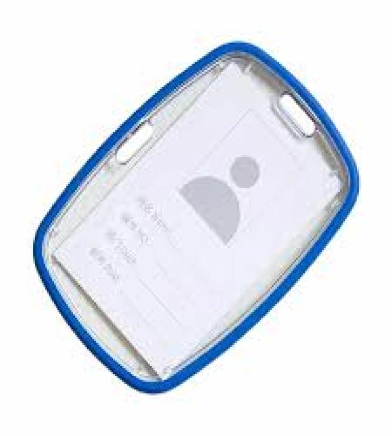 Badge d’identification transparent 85x54mm, idéal pour conférences, entreprises et événements. Robuste et réutilisable.